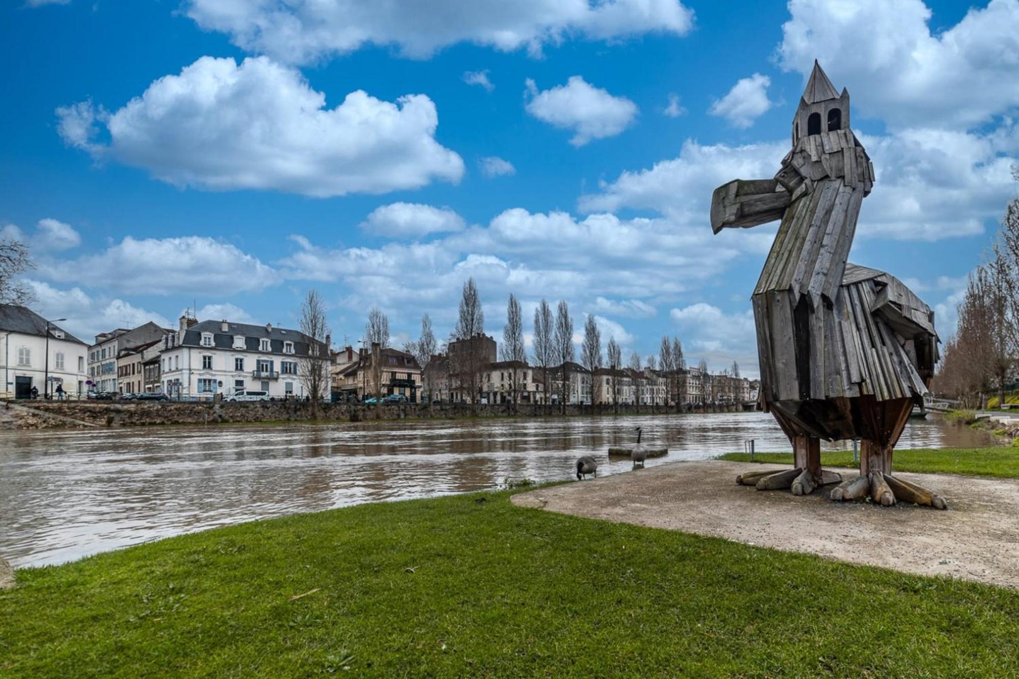 Appartement L'Ilot Bleu Paradis Melun Exteriör bild
